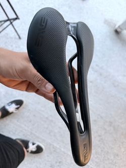 Selle italia x enve carbon saddle