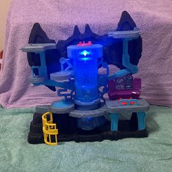 Batman Cave Toy