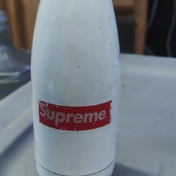 SUPREME WATER MUG 