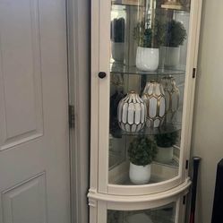 corner curio