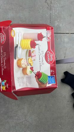 Betty Crocker decoration kit