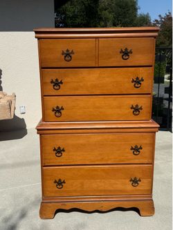 Dresser Free