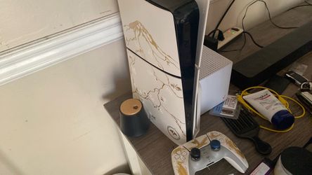 PlayStation 5 Ghost of Yoeti Edition