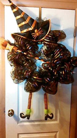 Elegant Halloween Wreath