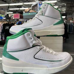 Air Jordan 2 Retro Lucky Green