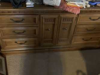 Dresser