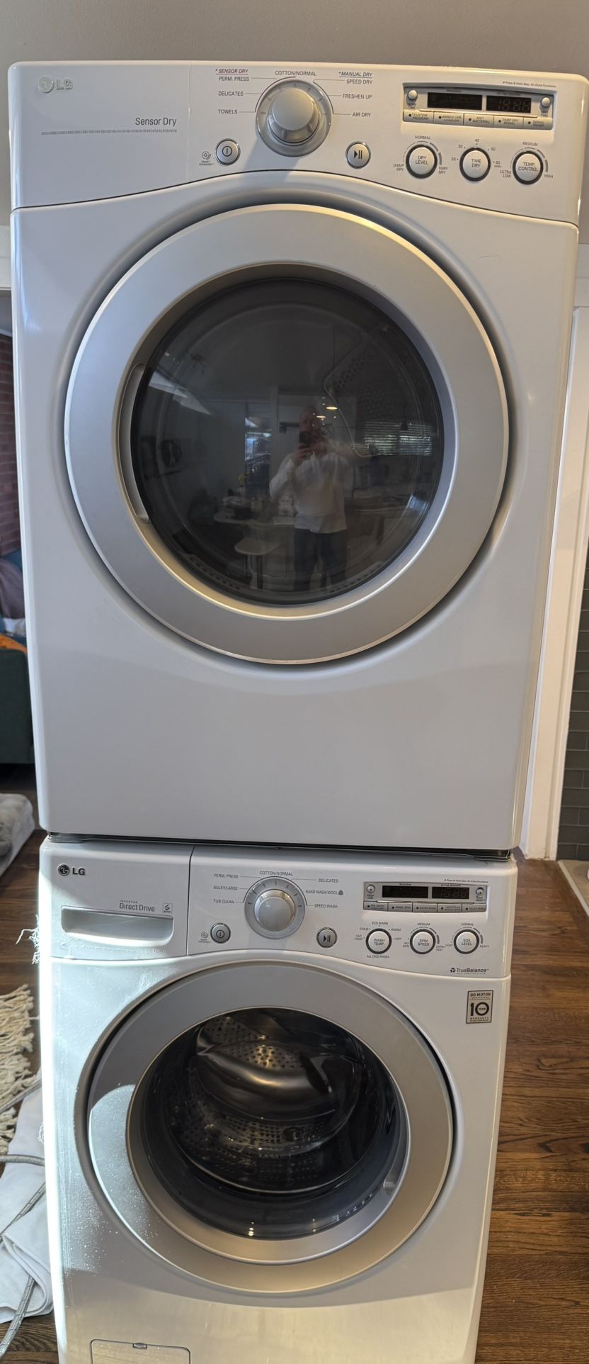LG WASHER AND DRYER