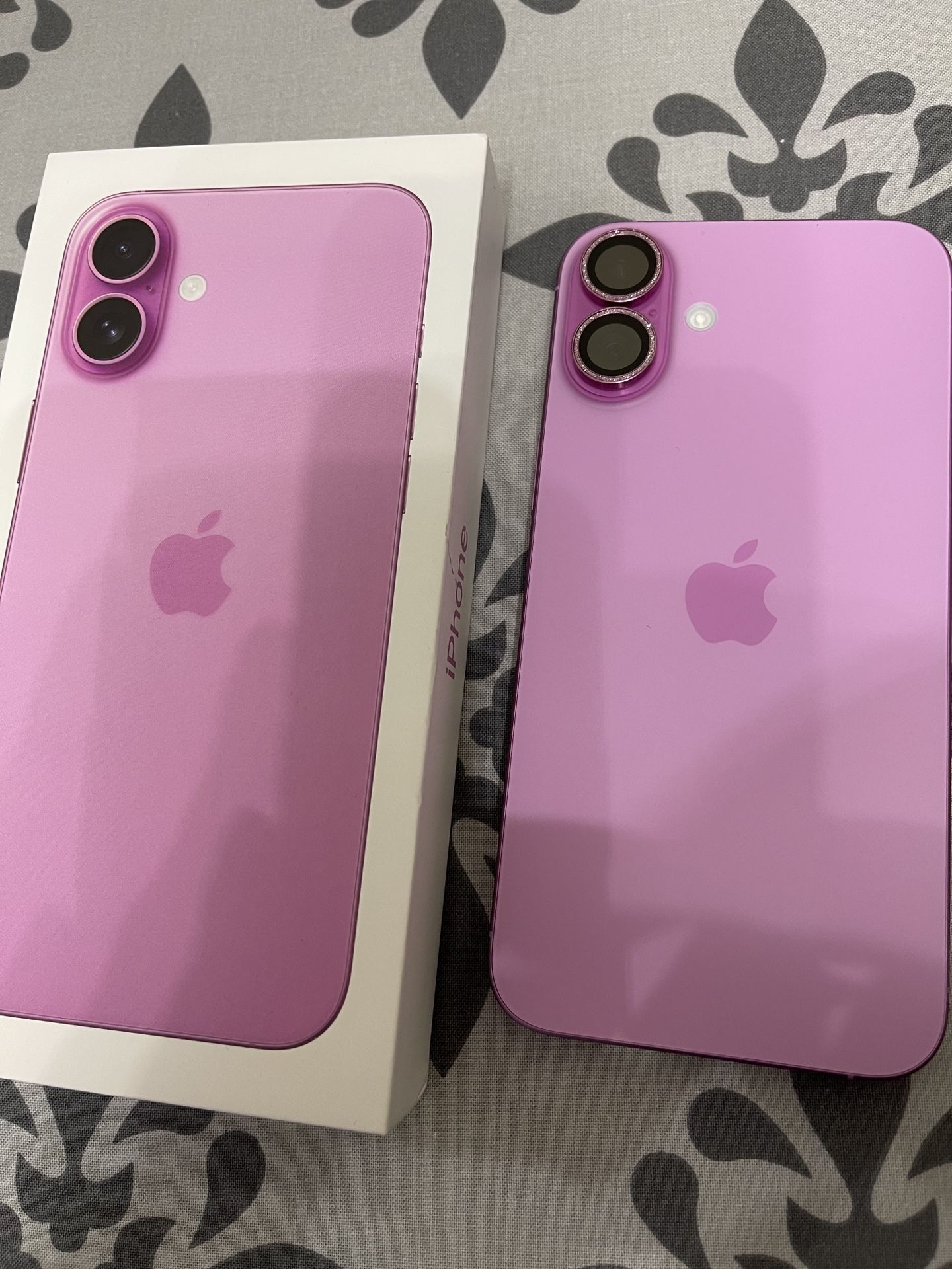 iPhone 16 Plus
