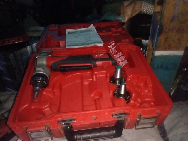 Milwaukee M12 Cordless Propex Explanation Tool 