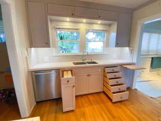Kitchen Cabinet