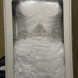 Davids Bridal Wedding Dress