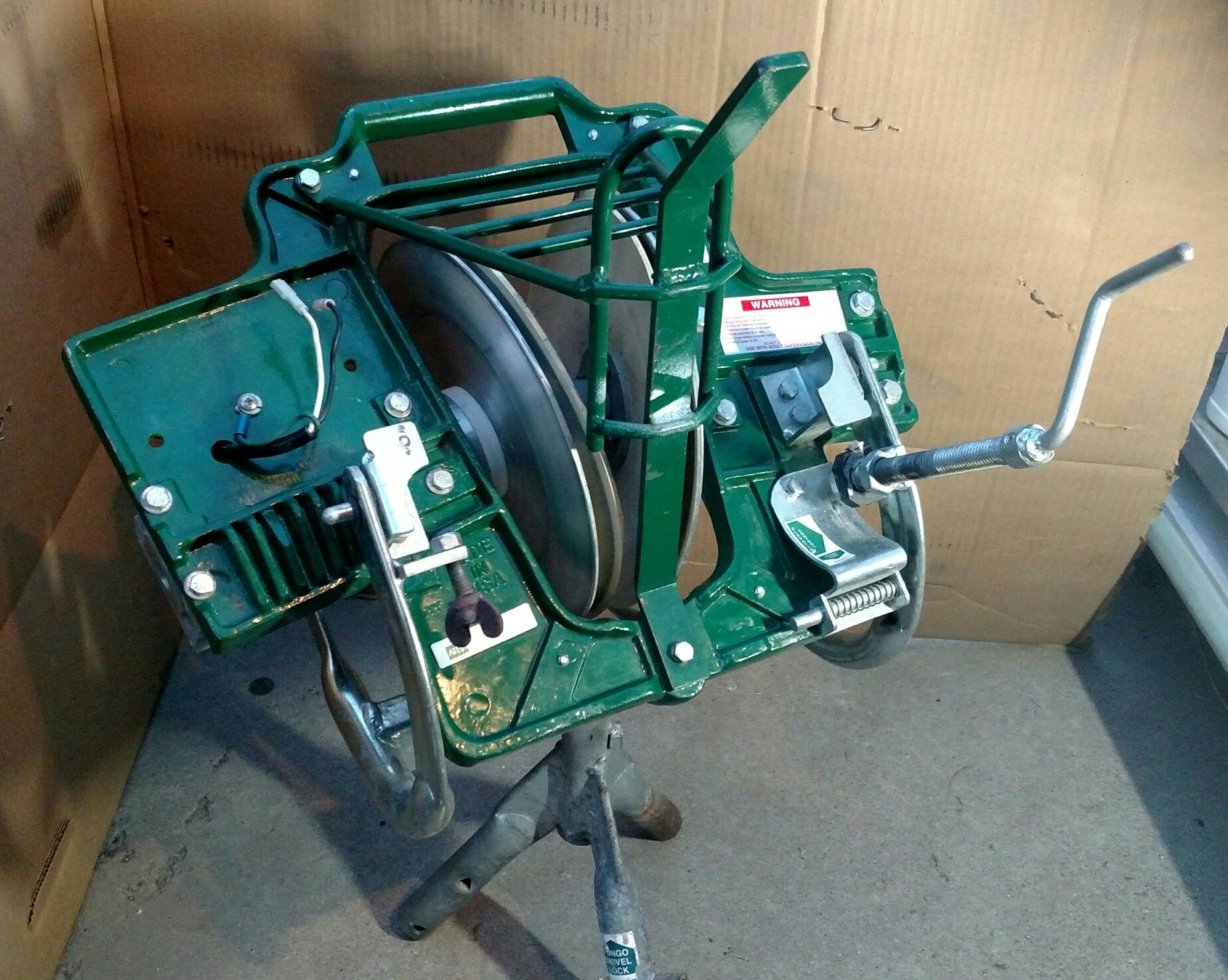 Atec Rookie SOFTBALL PITCHING MACHINE Baseball