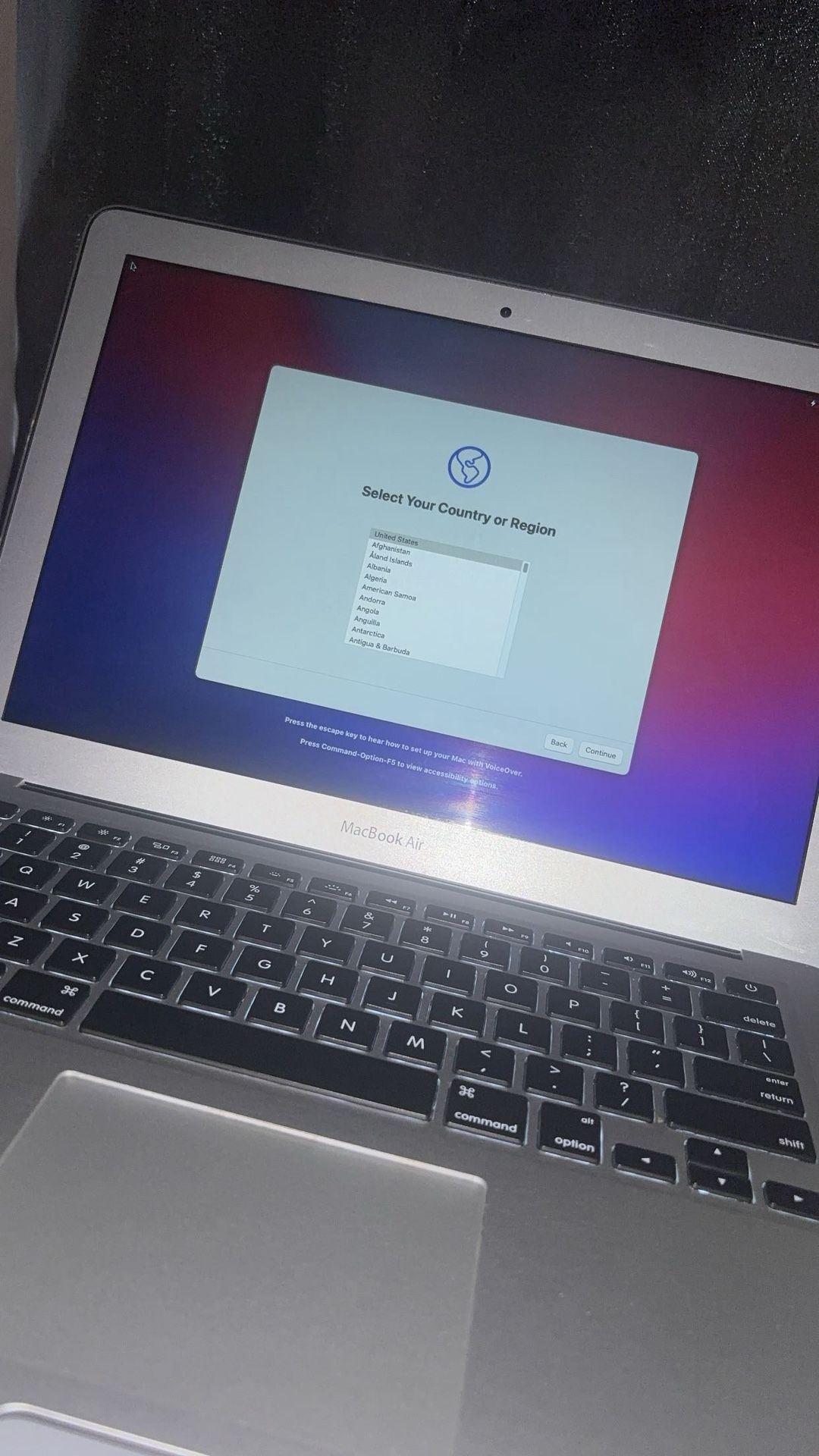 MacBook Air 2017 13in intel Core i5