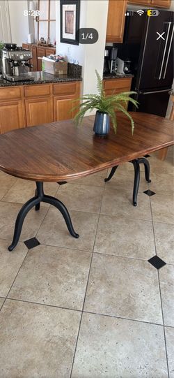 Solid Wood oval table