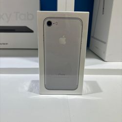 Apple Iphone 7 - Pay $1 To Take It home And pay The rest Later 