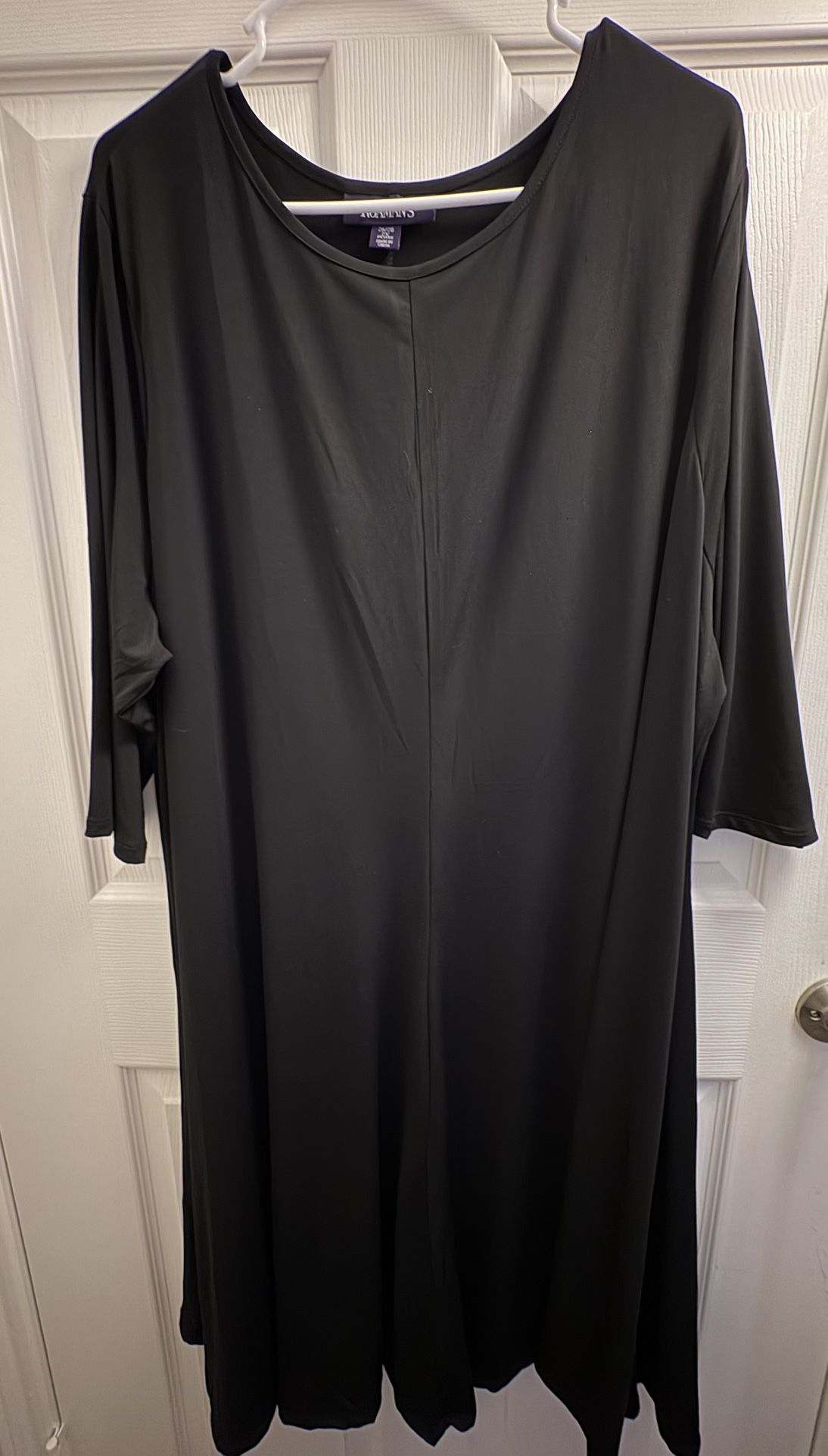 Size 26/28 Women’s Plus Size Basic Black Dress