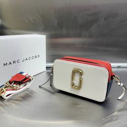 Marc Jacob’s Hand Bag . Local Delivery And Pick Up Available 