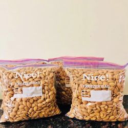 Almendra Nonpariel En Modesto $3.50 Por Libra O $3.00 Por Libra Cuando Compre 10 Libras O Más 🌸🐿️
