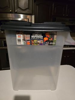 Large 8 gallon container