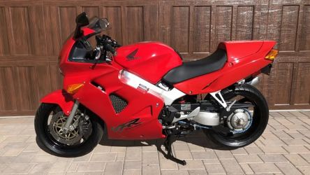 1998 Honda VFR800