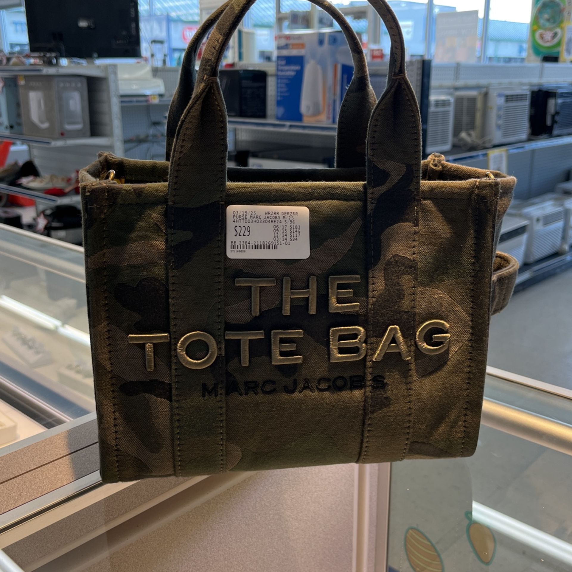 Marc Jacobs The Tote Bag