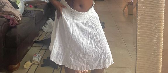 white flowy skirt $4