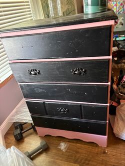 Free dresser