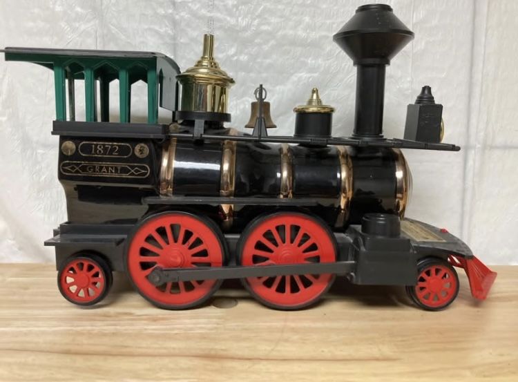 Jim Beam Decanter Set UNOPENED BOTTLES