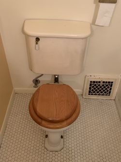 1920s retro / vintage American Standard toilet