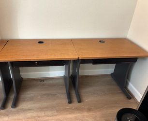 2 Office desk