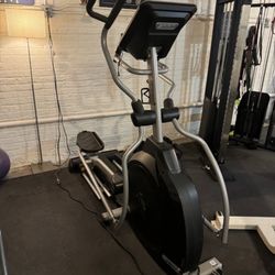 Spirit Elliptical - Used Like New 