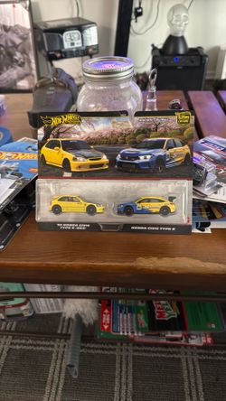 Hot Wheels Premium | Car Culture 2-Pack | Honda Civic Type R EK9 & Spoon Type R