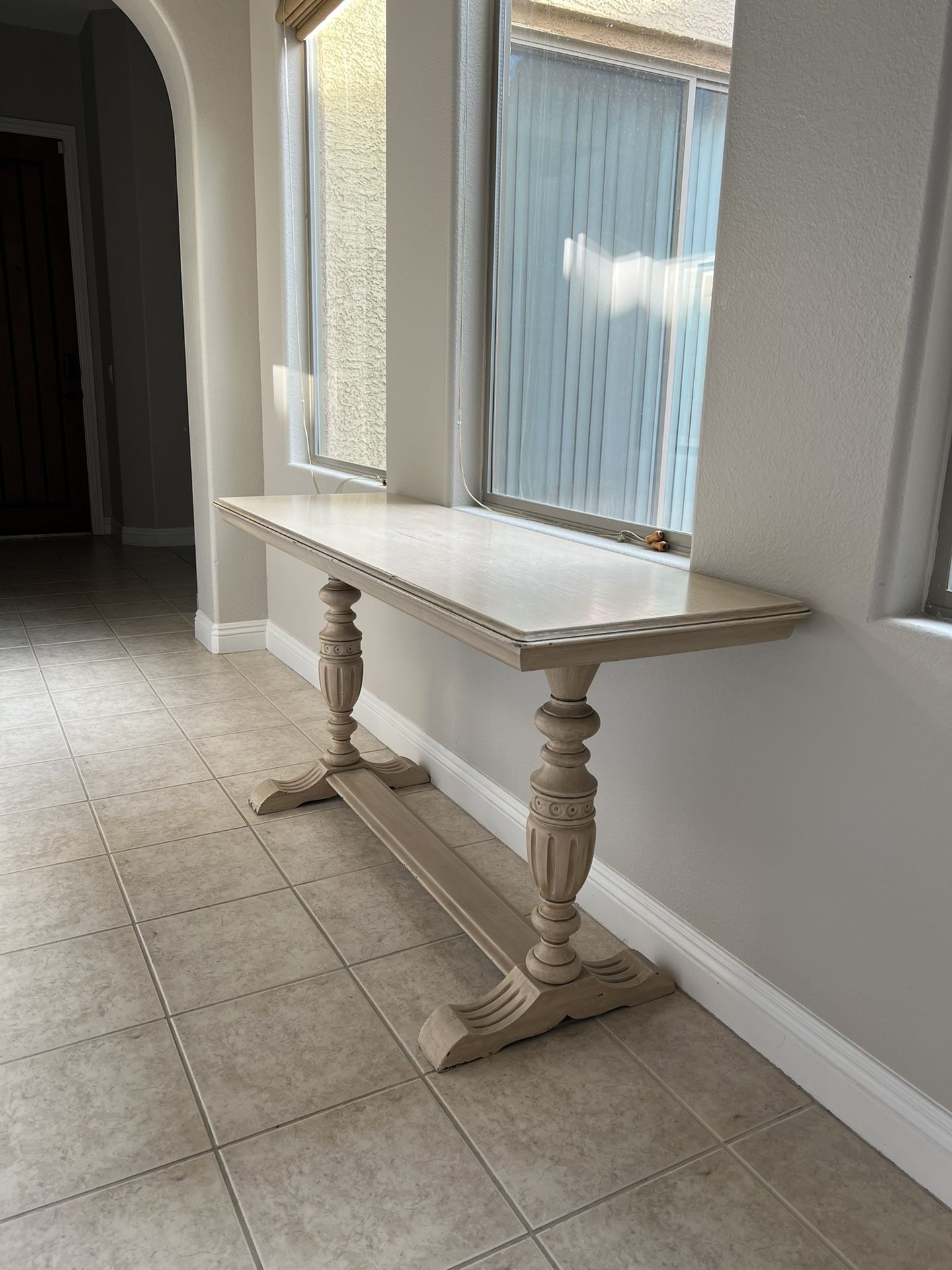 Solid Wood Carved Console / Entry Table – Excellent Condition