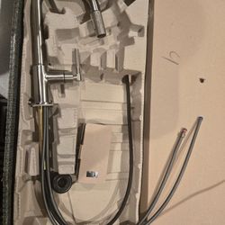 Brizo
Litze 1.8 GPM Single Hole Pull Down Prep/Bar Faucet