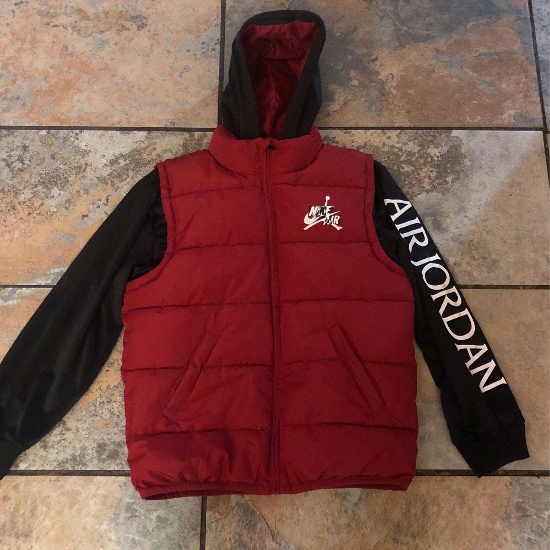 Jordan Hooded Puffer Size Youth Large 
