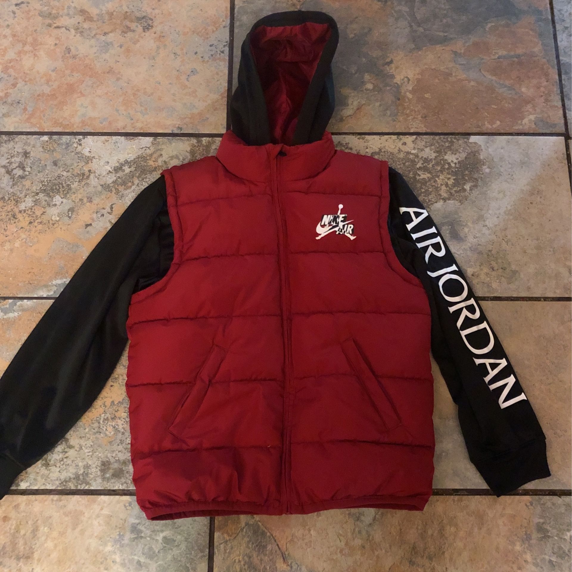 Jordan Hooded Puffer Size Youth Large