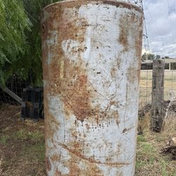 Metal Tank 300 Gallon 