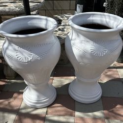 New Flower Pots Made Out Of Clay 