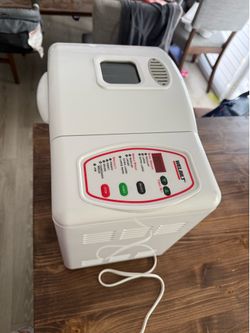 Welbilt Bread Machine Works Great, Multiple Settings