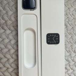 APPLE WATCH SE 