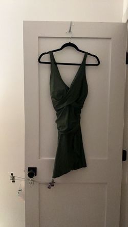 Cross back swimsuit