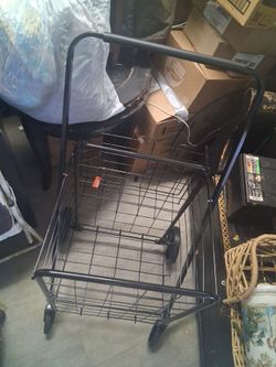 Folding basket