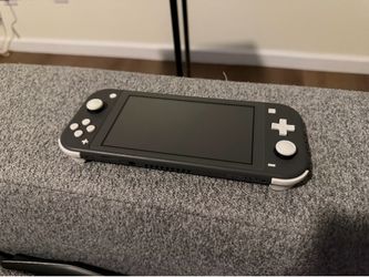 Nintendo Switch Lite (Gray)  with game included