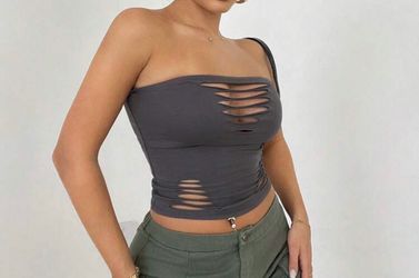 Solid Color Cut Out Distres sed Hollow Out Tight-Fitting Crop Top