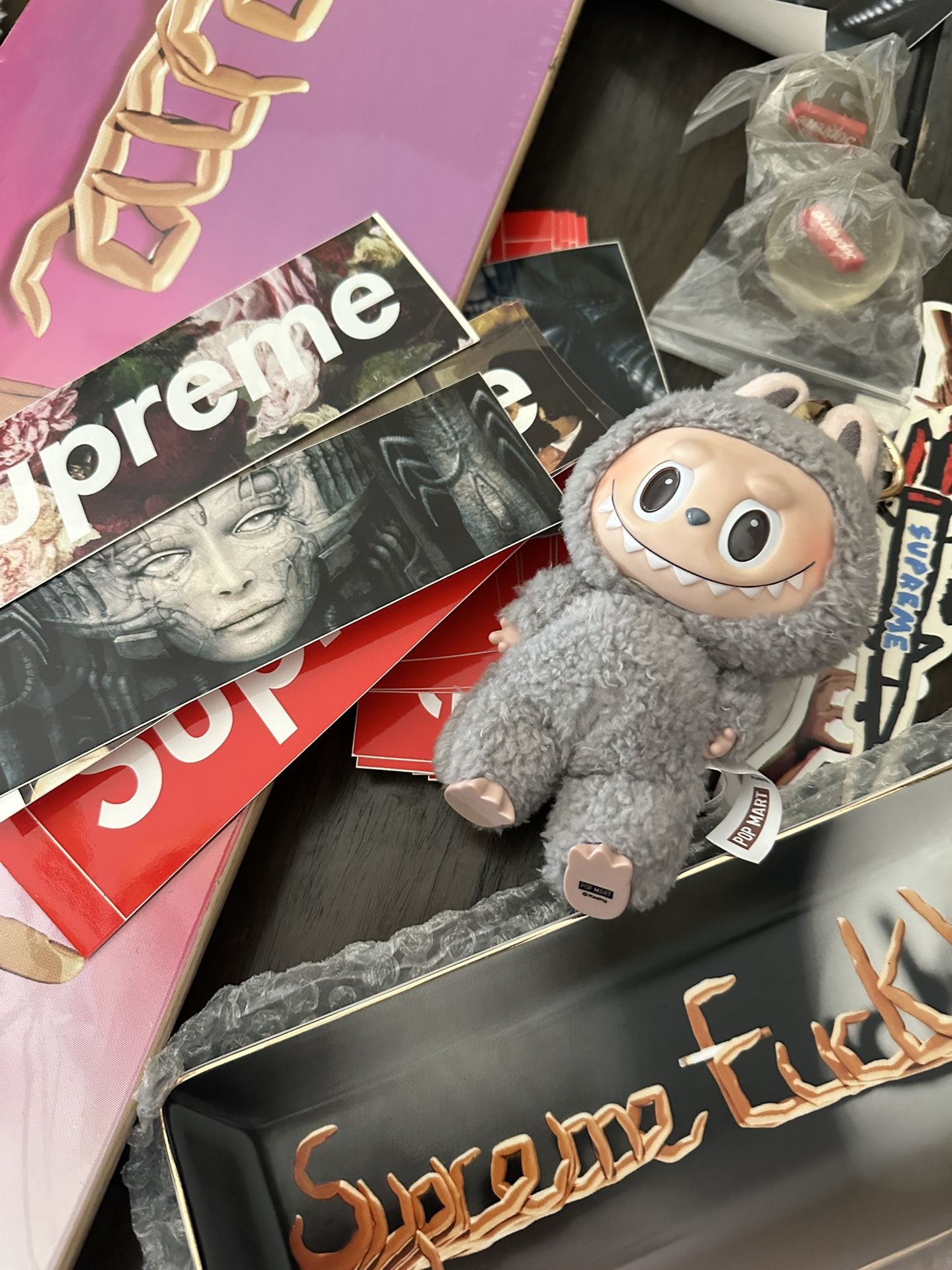 Supreme Accessories