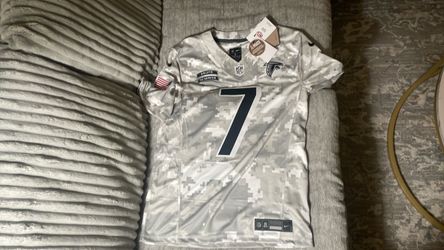 Bijan Robinson Atlanta Falcons salute to serve jersey