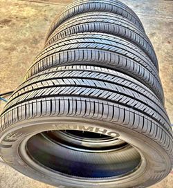 205/55/16 kumho Selling a set of 4 tires in excellent condition š«”