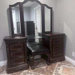 Bedroom Set
