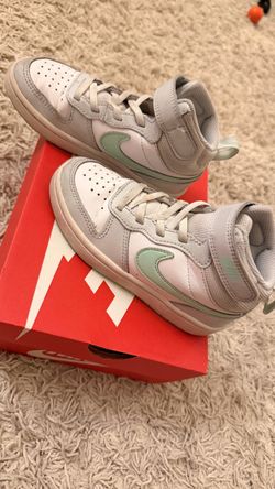 Nike Court Borough Mid Kids Size 11c 11