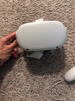 Oculus Quest 2 VR Headset